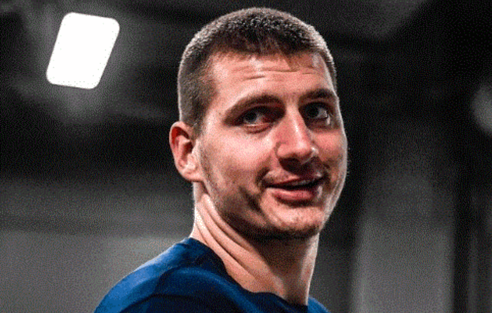 NIKOLA JOKIĆ OTKRIO KAKO JE POTROŠIO PRVU ZARADU: 'Nazvao sam mamu i tatu da im kažem da sada možemo da kupimo...'! (VIDEO)




